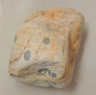 不比红皮籽料差的和田玉白皮籽料,白皮料赌性大,但肉质细腻油润